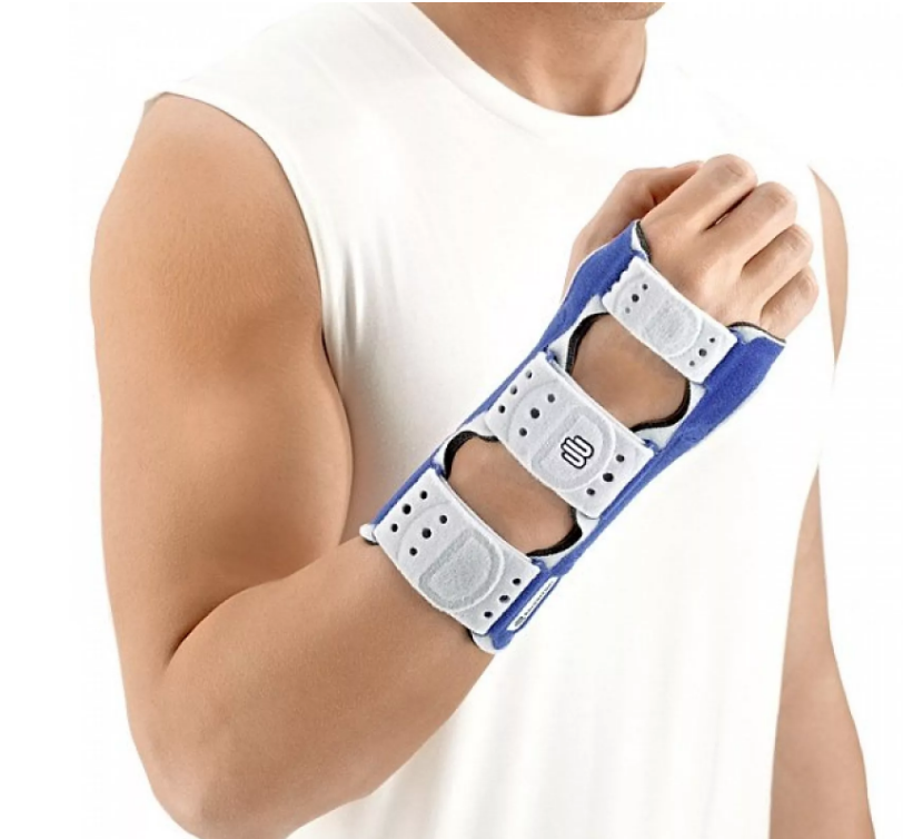 Бандаж лучезапястный 1666 Bauerfeind, сильная фиксация купить в OrtoMir24